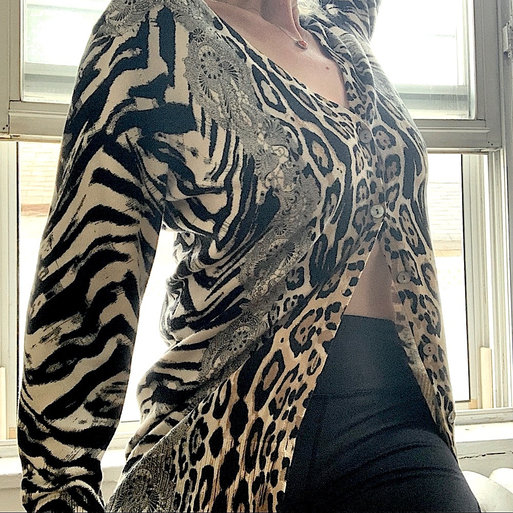 Chico’s Animal Print Cardigan Size 2 (L?)